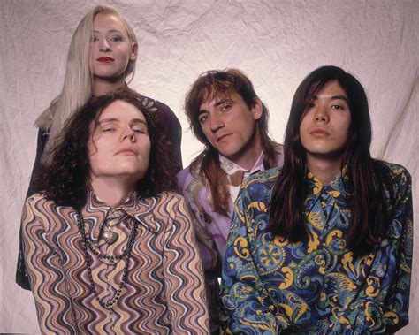 Smashing Pumpkins .